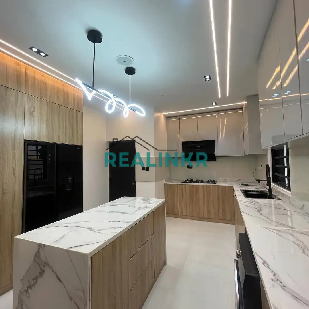 4-BEDROOM FULLY BUILT HOME FOR SALE