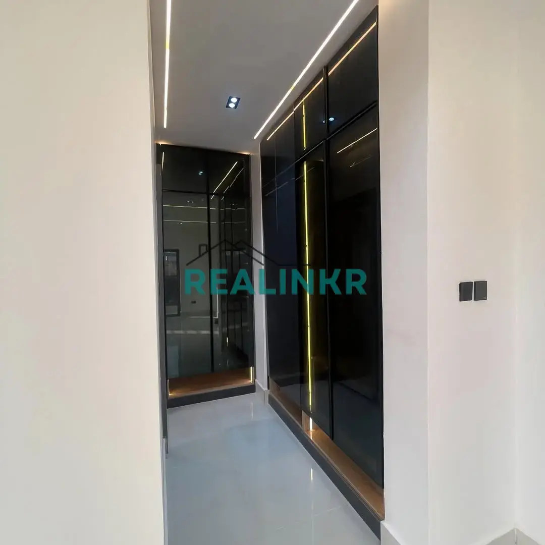 4-BEDROOM FULLY BUILT HOME FOR SALE