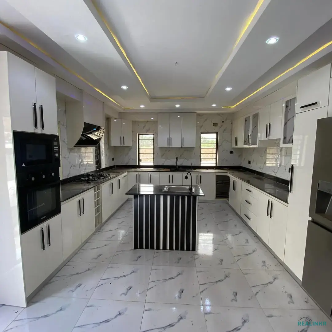 5-Bedroom Fully Built Luxury