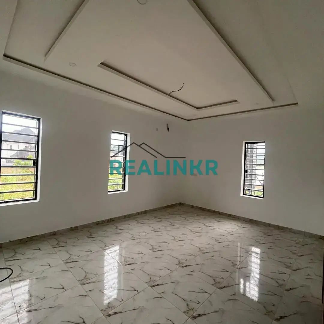 5-Bedroom Fully Built Home