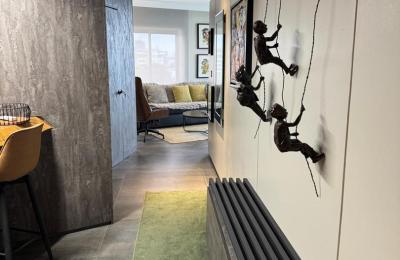 Fully Furnished Waterfront 1 bedroom Serviced Apartment