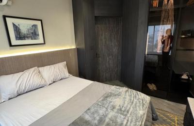 Fully Furnished Waterfront 1 bedroom Serviced Apartment