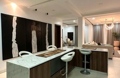 Fully Furnished 2 Bedroom Serviced Apartment