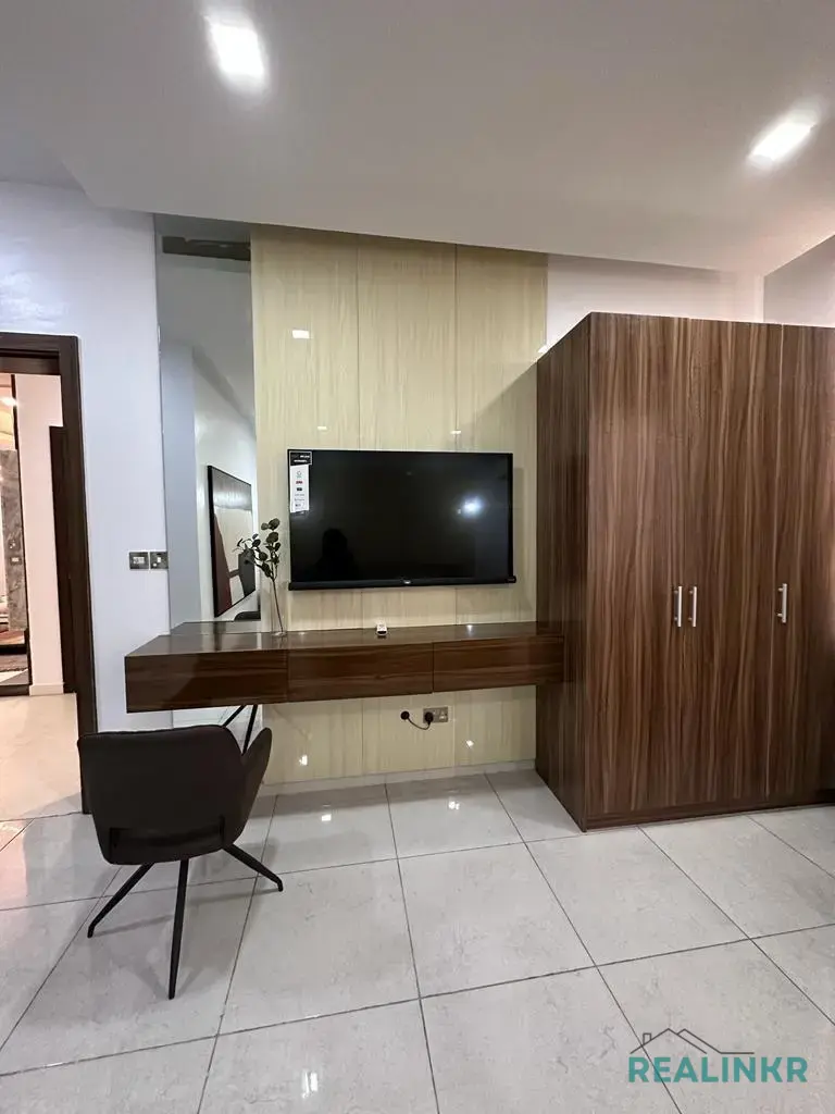 Fully Furnished 2 Bedroom Serviced Apartment
