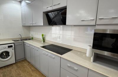 Fully Furnished 2 Bedroom Serviced Apartment