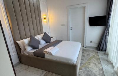 Fully Furnished 2 Bedroom Serviced Apartment