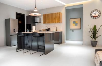Fully Furnished 2 Bedroom Serviced Apartment