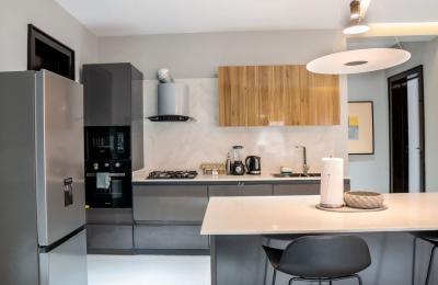 Fully Furnished 2 Bedroom Serviced Apartment