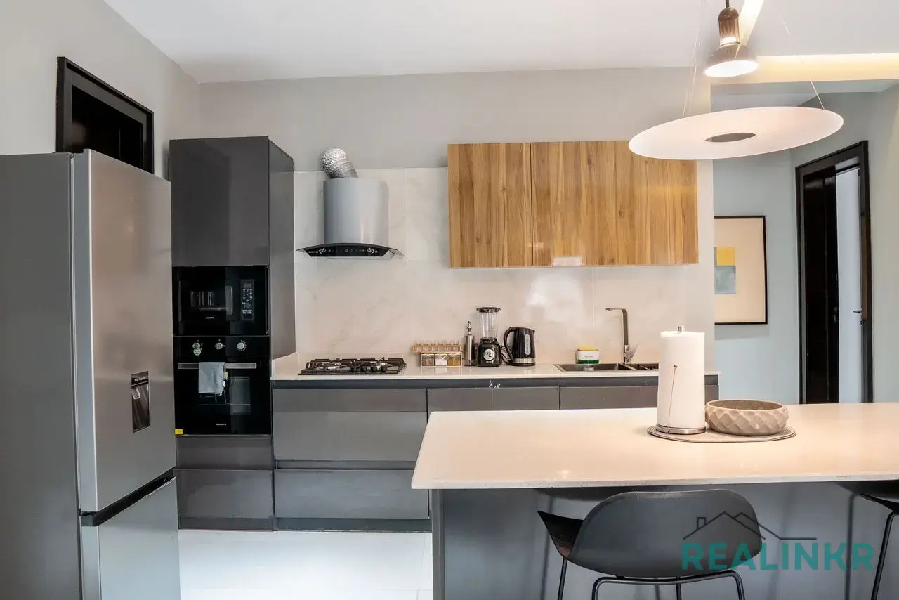 Fully Furnished 2 Bedroom Serviced Apartment