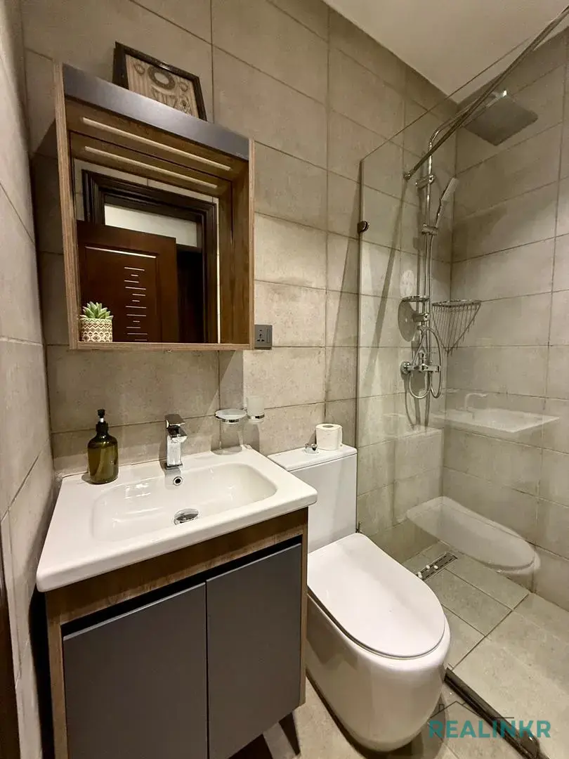 A fully furnished 2 bedroom apartment